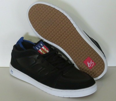 dc deck shoes